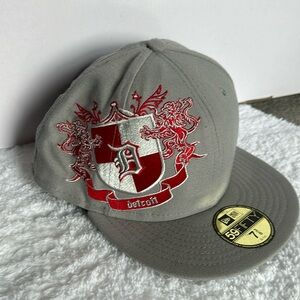 Detroit flat brimmed mlb fitted hat